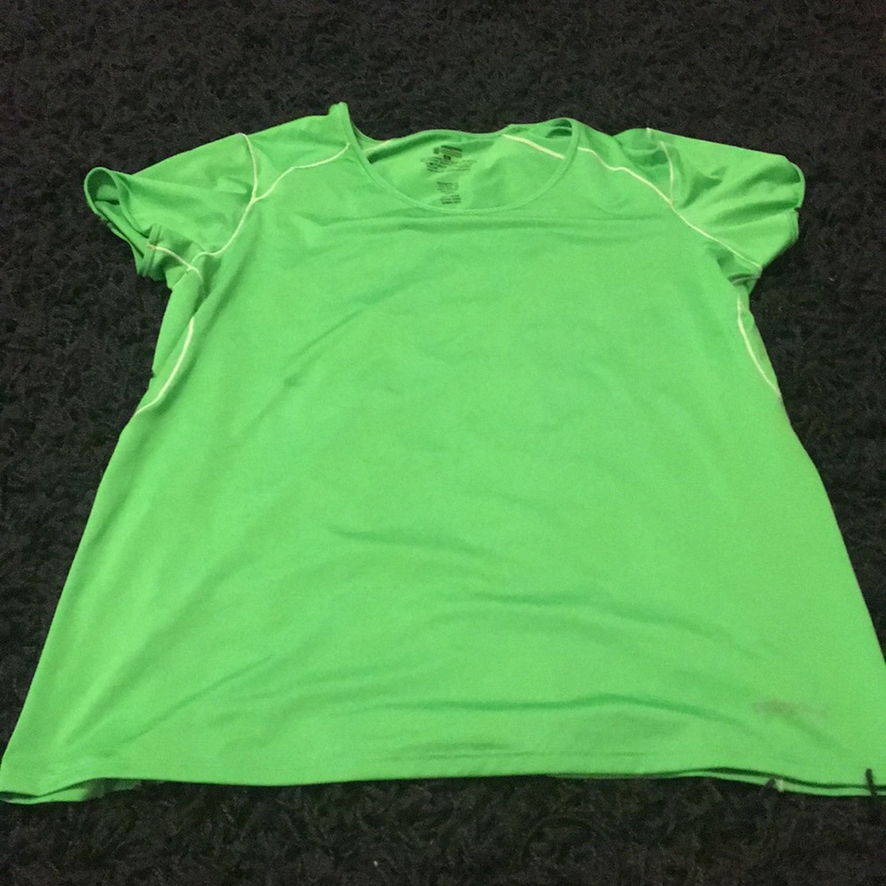 Patagonia women tee